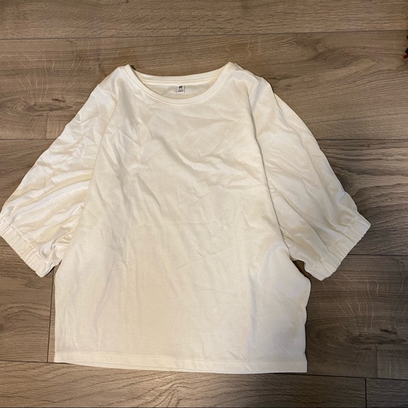 Uniqlo Girls Top - Picture 1 of 1